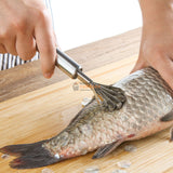 ที่ขูดมะพร้าว ปอกผลไม้ ขูดเกล็ดปลา สแตนเลส ขนาด 18 ซม. ที่ขูดมะพร้าว ปอกผลไม้ ขูดเกล็ดปลา สแตนเลส ขนาด 18 ซม. - อุปกรณ์เบเกอรี่