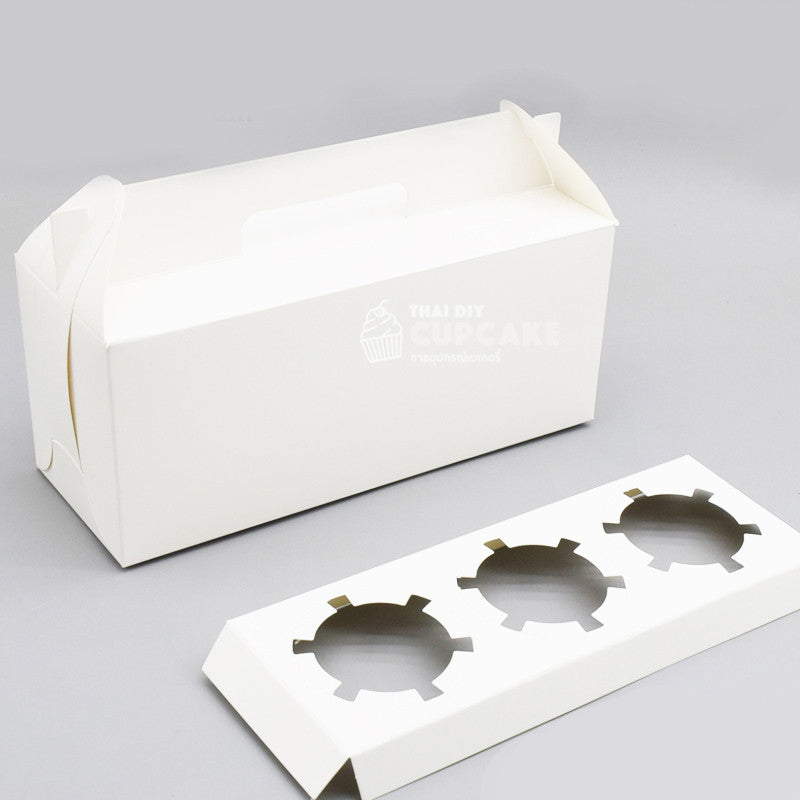 กล่องคัพเค้ก 7 แบบ มีหน้าต่างพร้อมหูจับ+ฐานรองตัวขนม 24 x 9 x 10 ซม. (20 กล่อง) กล่องคัพเค้ก 7 แบบ มีหน้าต่างพร้อมหูจับ+ฐานรองตัวขนม 24 x 9 x 10 ซม. (20 กล่อง) - อุปกรณ์เบเกอรี่