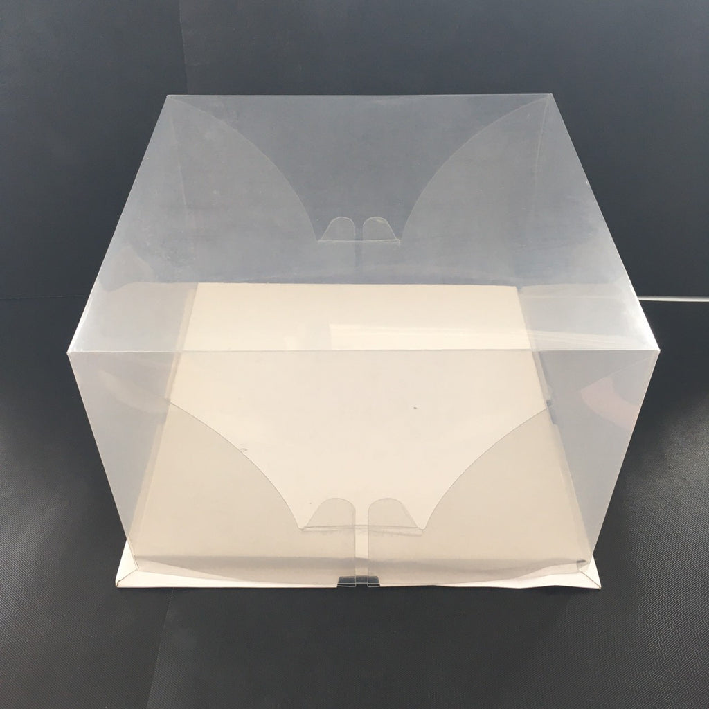 กล่องโชว์เค้ก สำหรับเค้ก 2 ปอนด์ 10 นิ้ว แบบใส ฐานขาว PVC 1 กล่อง ฐาน 26x26 ซม. สูง 17 ซม
