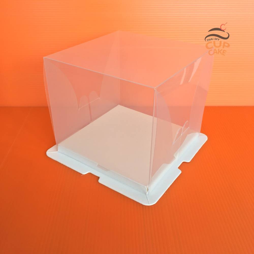 กล่องโชว์เค้ก สำหรับเค้ก 1/2 ปอนด์ 5 นิ้ว แบบใส ฐานขาว PVC 1 กล่อง ฐาน 13x13 ซม. สูง 12 ซม