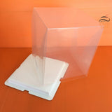 กล่องโชว์เค้ก สำหรับเค้ก 1/2 ปอนด์ ฝาใสสูง ฐานขาว PVC 1 กล่อง ฐาน 16x16 ซม. สูง 20 ซม.