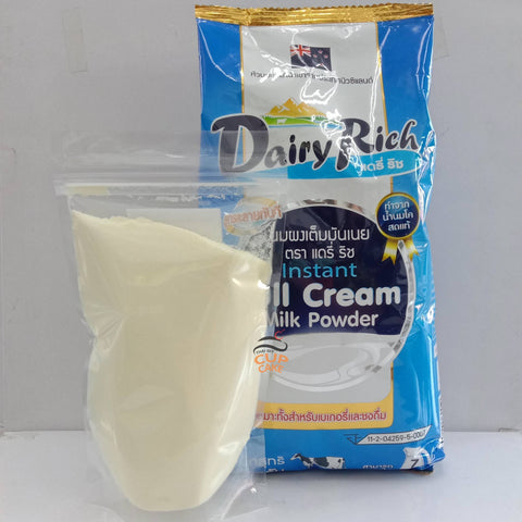 หัวนม ผงเต็มมันเนย Instant Full Cream Milk Powder แดรี่ฟาร์ม Dairy Farm 200 กรัม