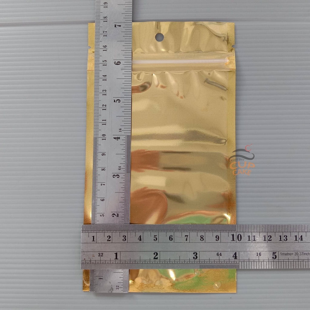 ถุงพลาสติก ซิปล็อค หน้าใส หลังทึบ สีทอง ตั้งได้ จำนวน ซม. 50 ชิ้น มีให้เลือก 4 ขนาด